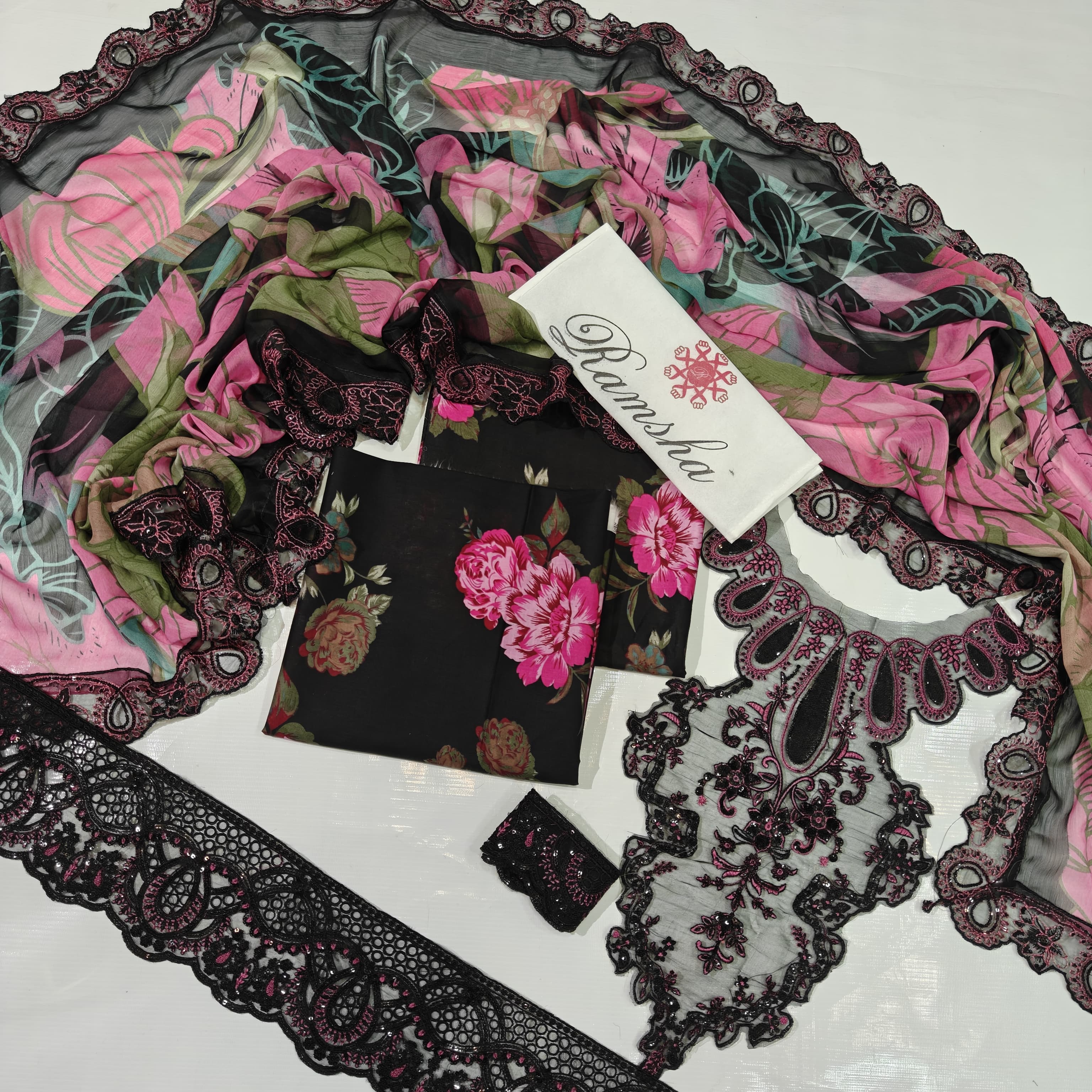 Ramsha Printed Embroidered Lawn 3PC Unstitched Memon Clothes